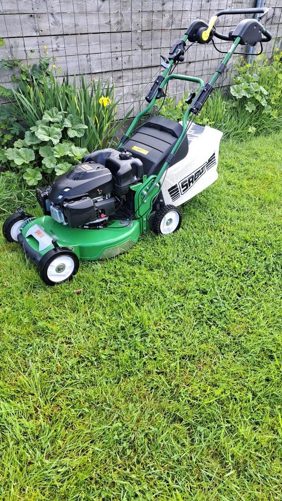 Sobo professionele zelftrekker in bijna nieuwe staat, Tuin en Terras, Grasmaaiers, Ophalen