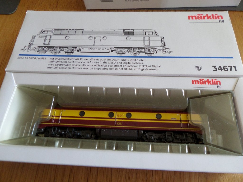 MARKLIN HO LOCOMOTIVE DIESEL CFL ref 34671 digital, Envoi, Neuf, Locomotive