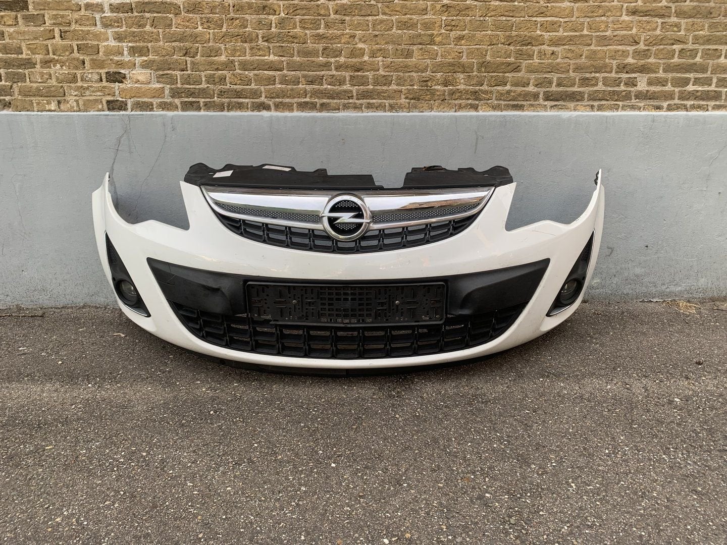 voorbumper opel corsa D 2011 tot 2014 wit + mistlampen, Auto-onderdelen, Gebruikt, -, Voor, -
