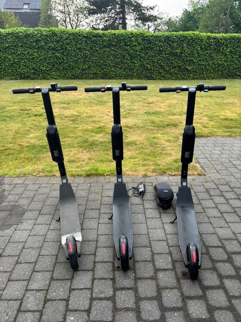 2 steps Segway ninebot ES4 met 1 extra voor stukken, Fietsen en Brommers, Ophalen of Verzenden, Gebruikt, Elektrische step (E-scooter)