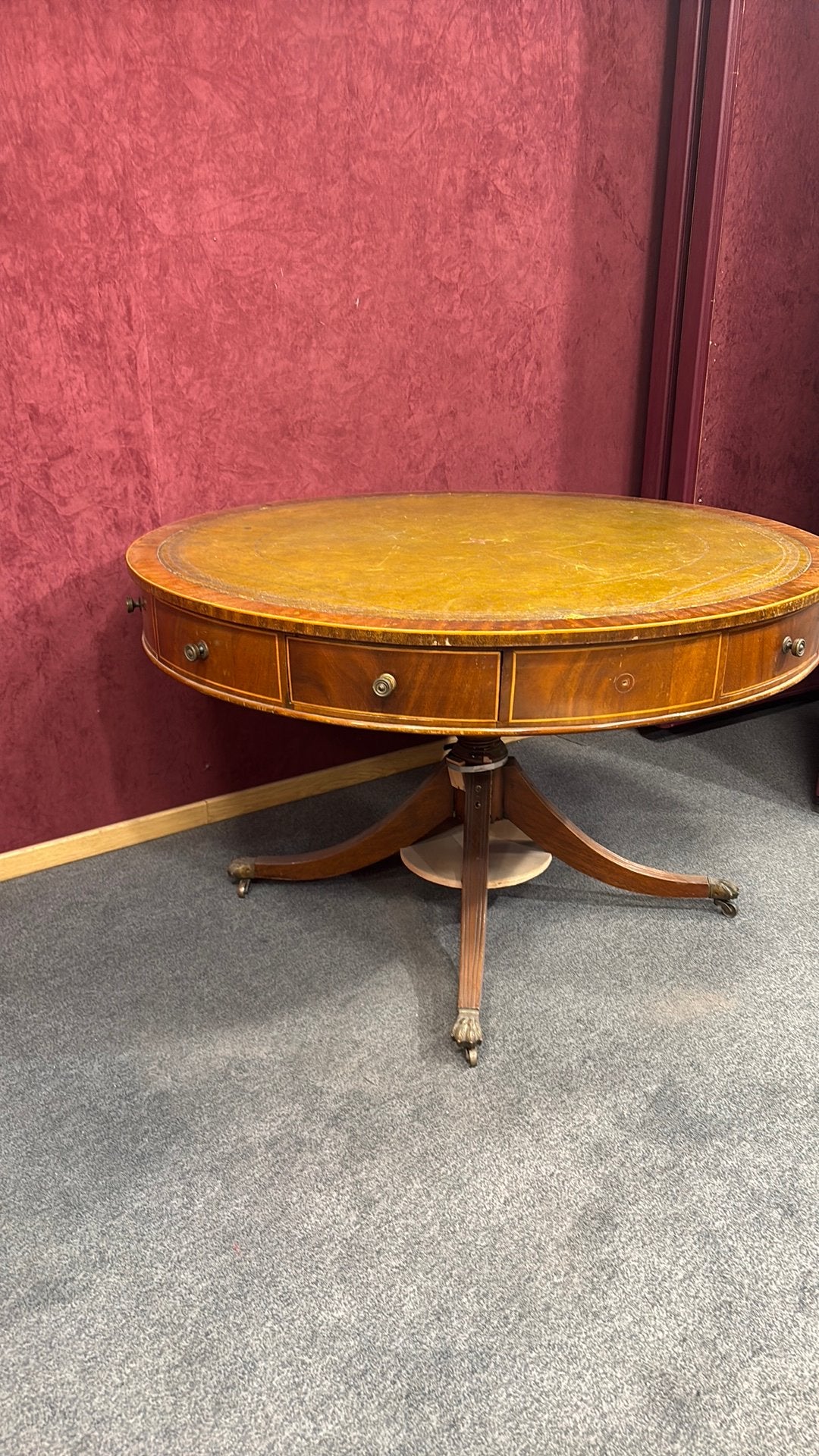 Table a restaurer, Huis en Inrichting, Tafels | Salontafels, Ophalen, Zo goed als nieuw