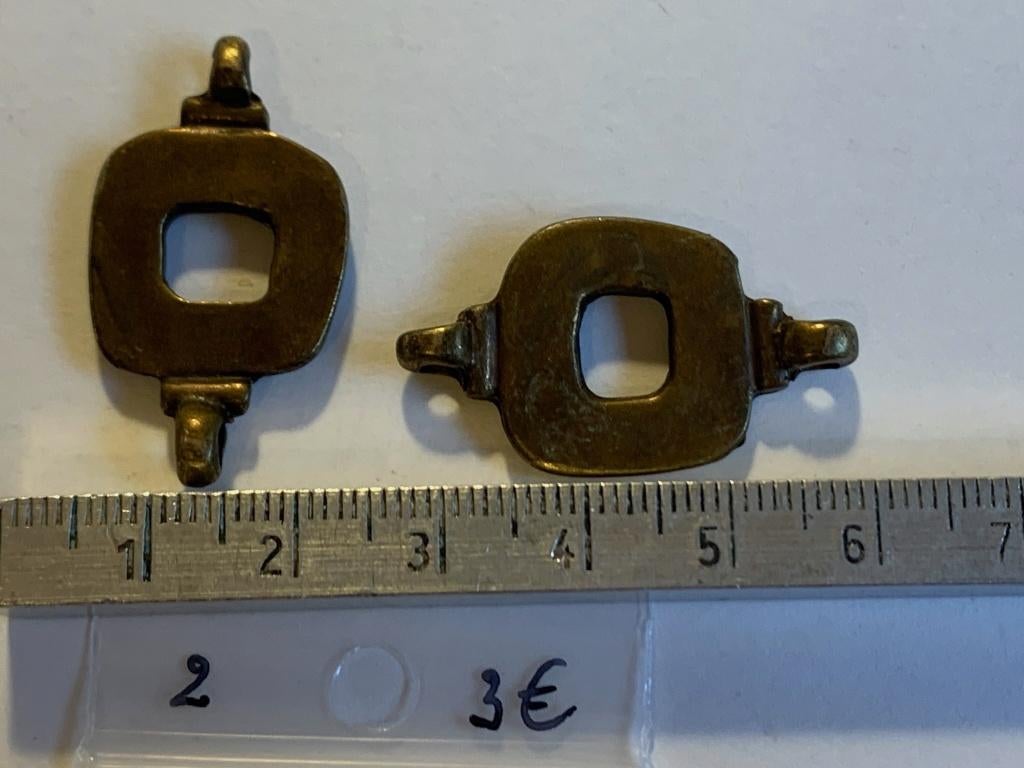 2 metalen tussenstukjes, Ophalen of Verzenden, Nieuw, Tussenstuk of Tussenkraal