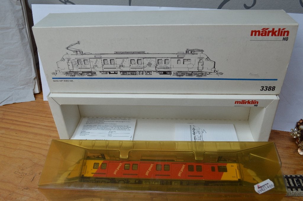 Märklin 3388 ; en parfait état dans sa boîte d'origine, Neuf, Analogique, Enlèvement ou Envoi, Courant alternatif