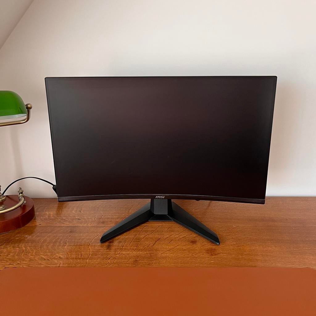 MSI Curved Monitor MAG 27CQ6F, Kantelbaar, Minder dan 1 ms, Zo goed als nieuw, HDMI