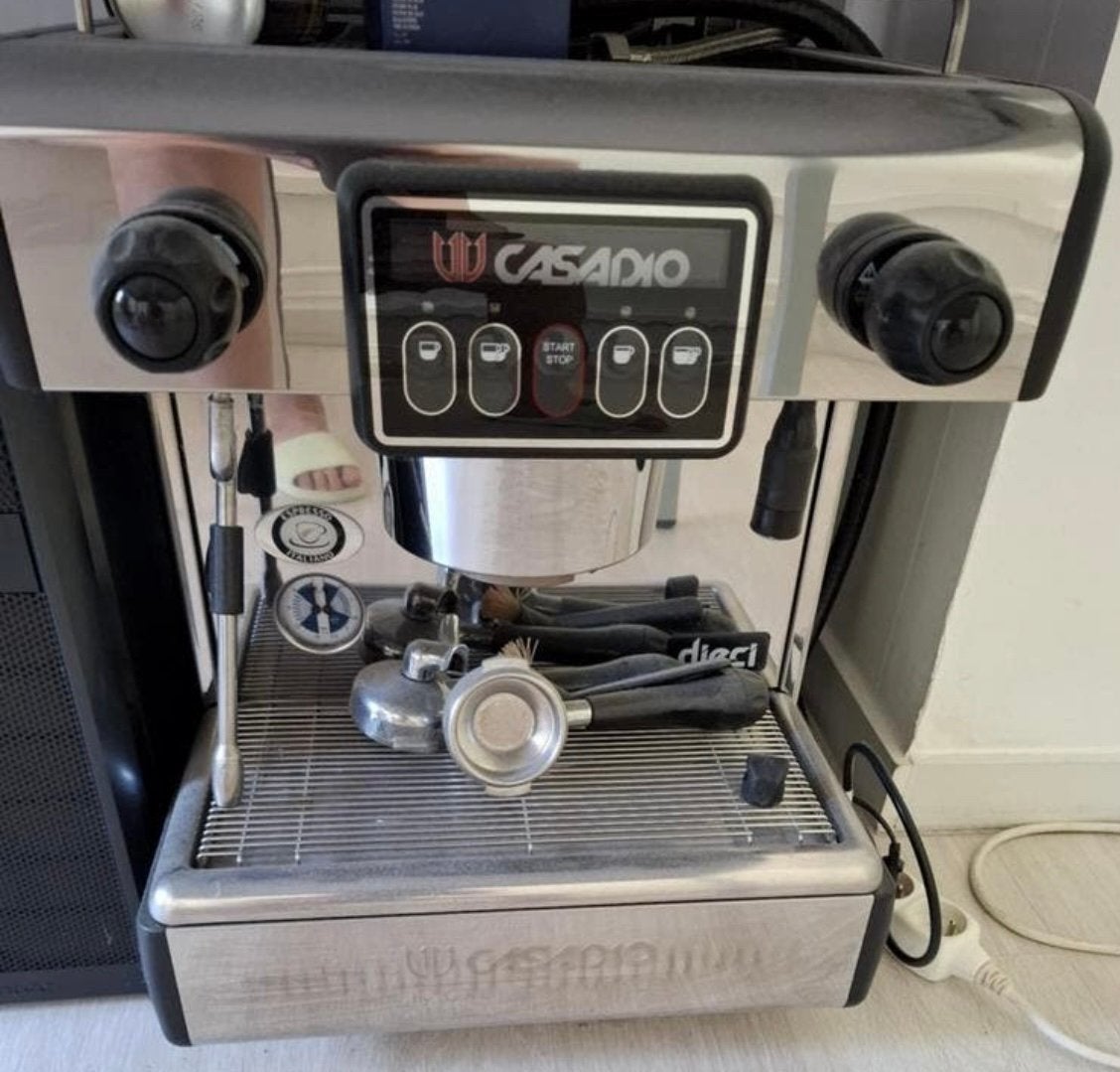 Koffiemachine Casadio met koffiemolen, Ophalen, Koffiemachine
