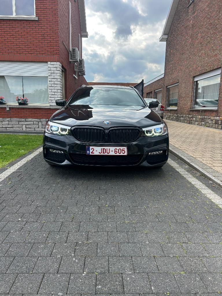 BMW 520D Touring G31 M pakket, Auto's, BMW, Particulier, 5 Reeks, 4x4, ABS, Achteruitrijcamera, Airbags, Airconditioning, Alarm