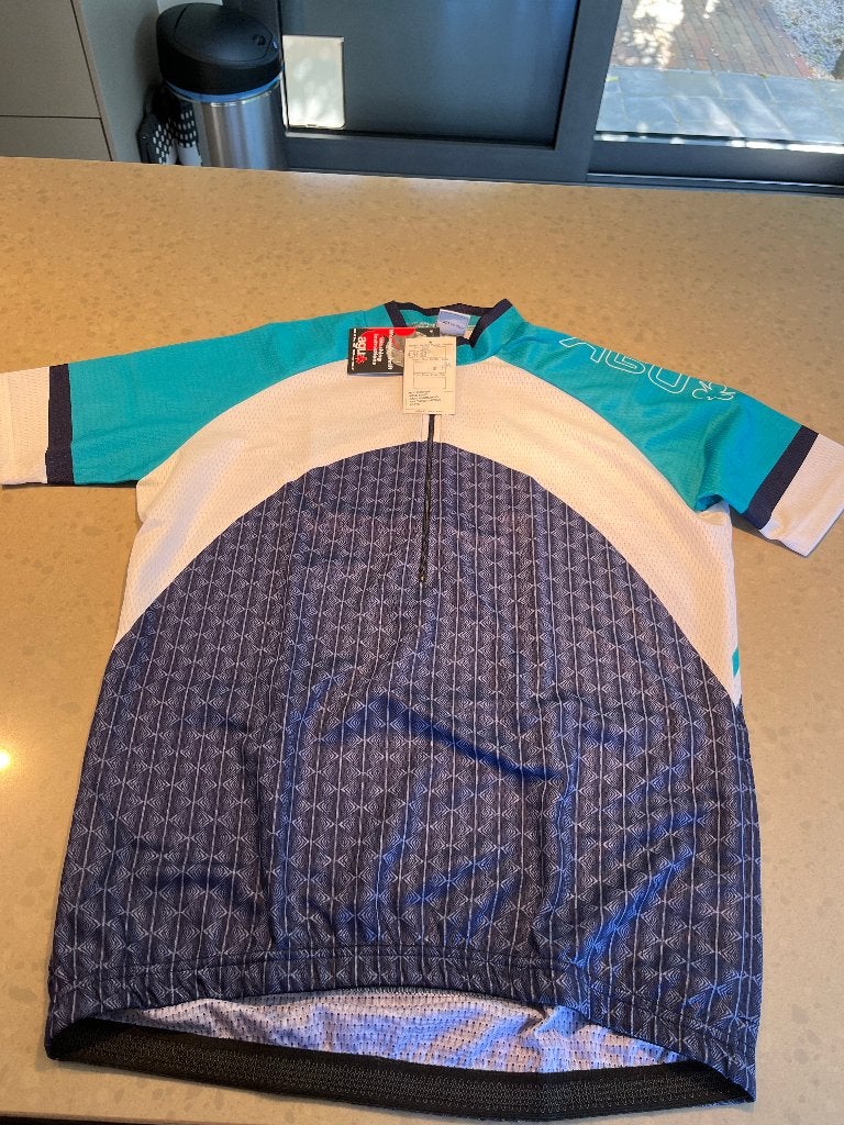 NIEUWE KOERSKLEDIJ IN DIVERSE MATEN EN KLEUREN, Fietsen en Brommers, Ophalen, Nieuw, Bovenkleding