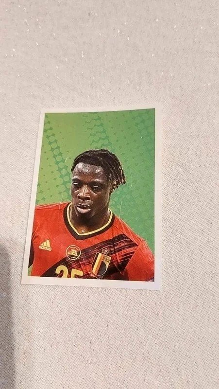 Panini / Sticker / Jérémy Doku / Rode Duivels, Verzamelen, Sportartikelen en Voetbal, Ophalen of Verzenden, Nieuw, Poster, Plaatje of Sticker