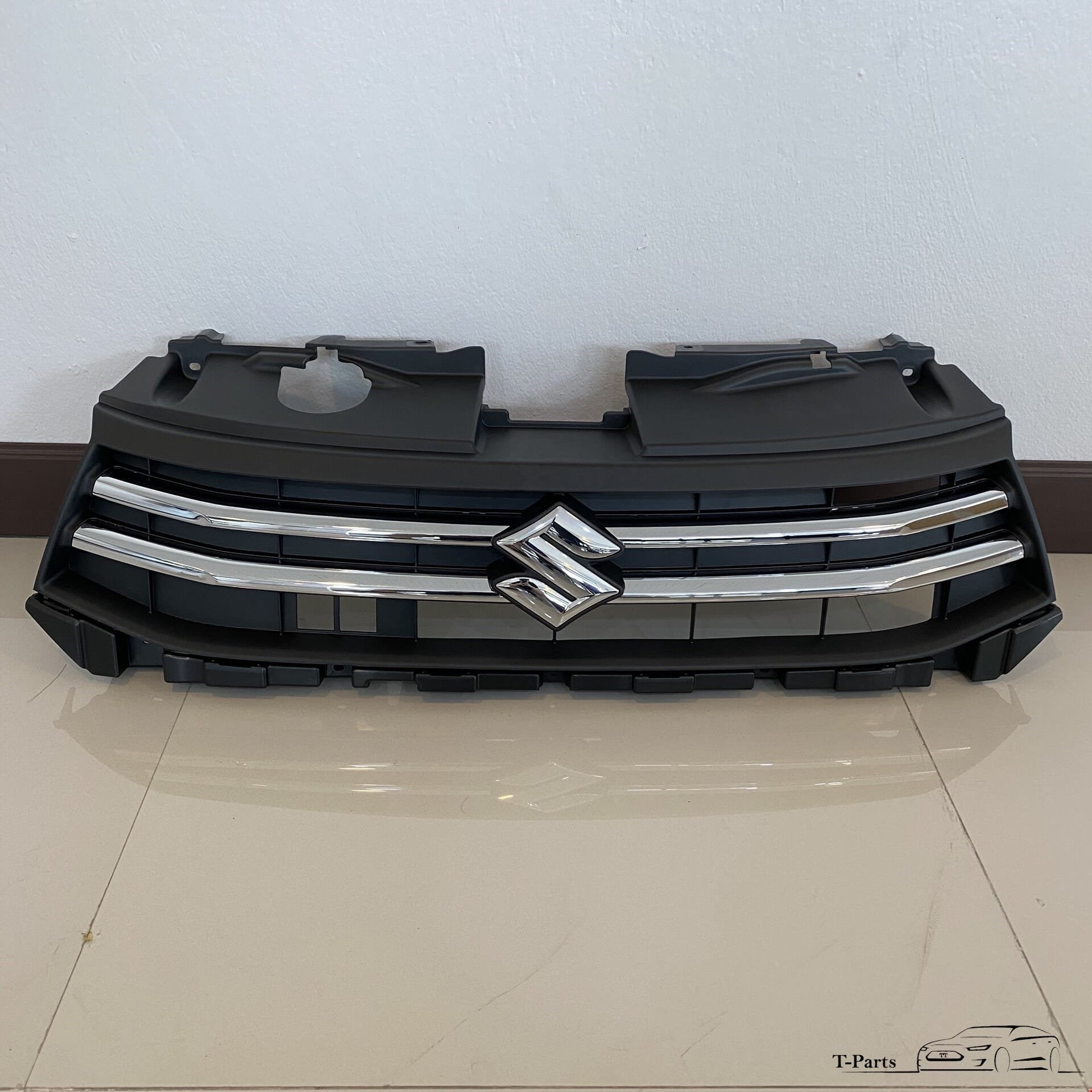 Suzuki celerio grill voorbumper chrome NIEUW, Autos : Pièces & Accessoires, Neuf, Info@suzuki.co.jp, Takatsuka-cho, Chuo-ku 300
432-8611  Hamamatsu
