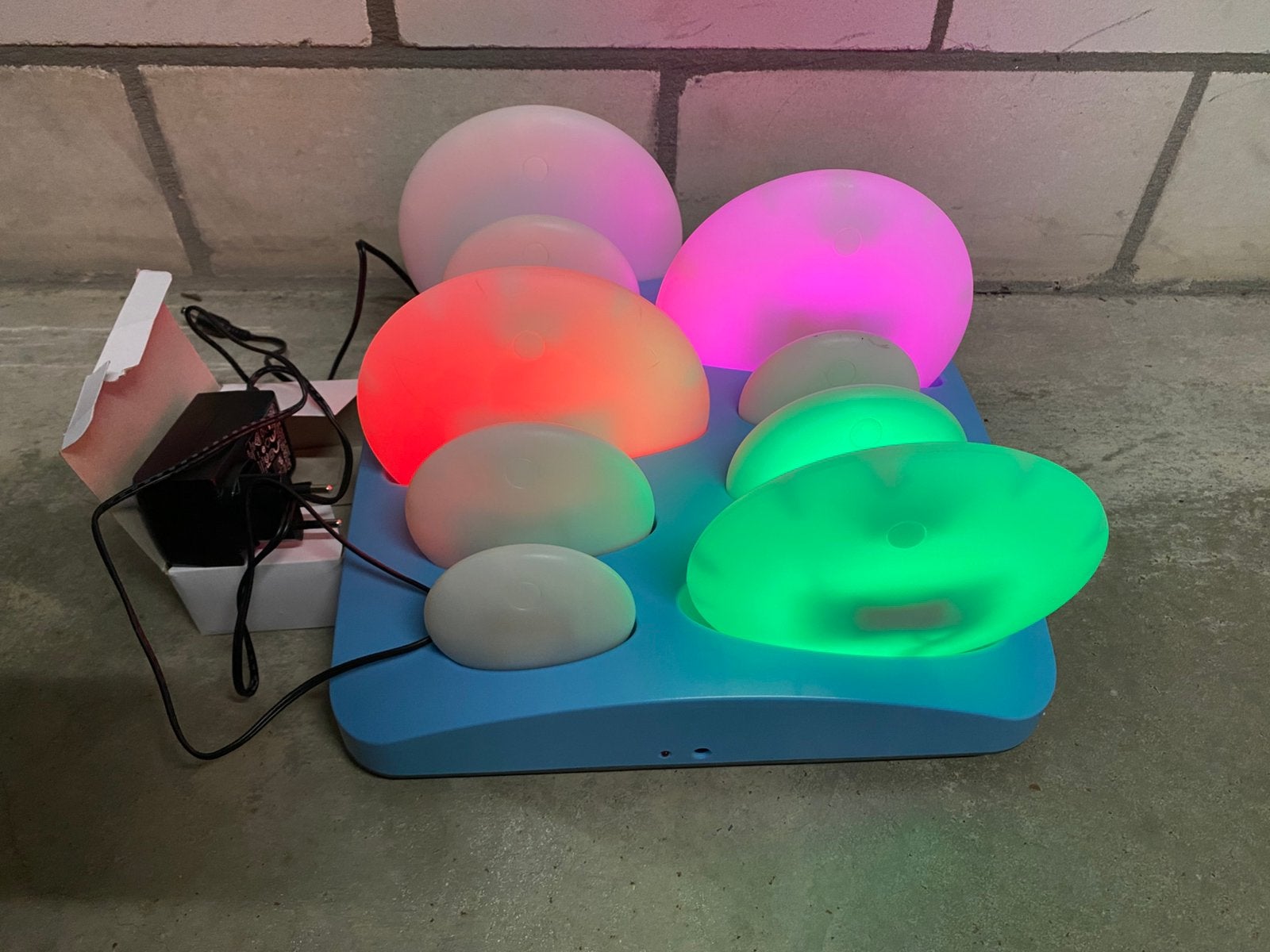 Pierres sensorielles lumineuses TTS  (12 pièces), Enfants & Bébés, Jouets | Éducatifs & Créatifs, Enlèvement ou Envoi, Comme neuf