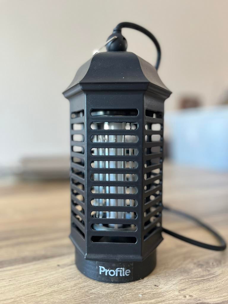 VLIEGENLAMP / INSECT KILLER (profile), Ophalen