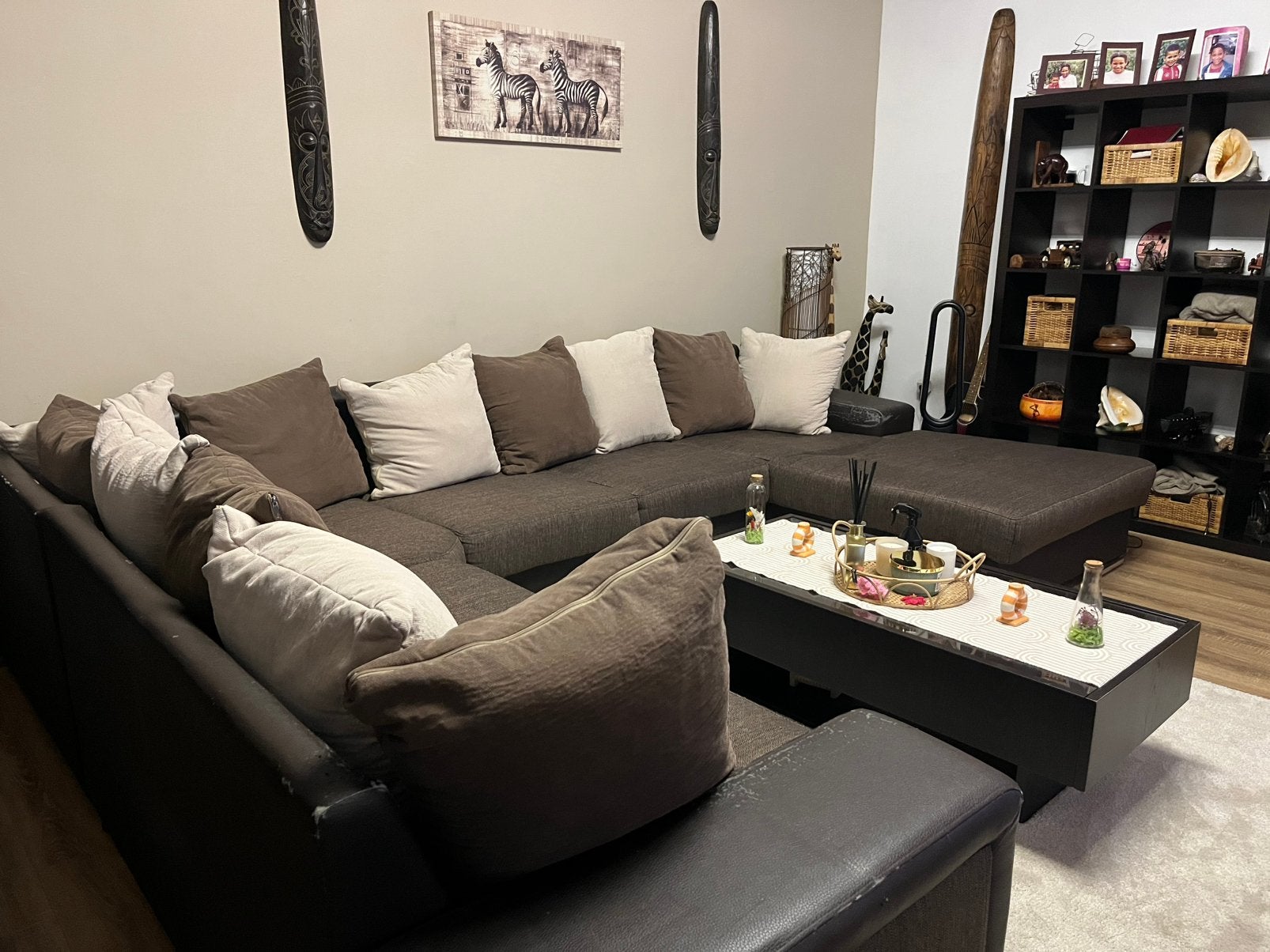 Canapé d’angle, +- 8 places - A DONNER, Huis en Inrichting, Zetels | Complete zithoeken, Gebruikt, Stof, Overige materialen, Ophalen