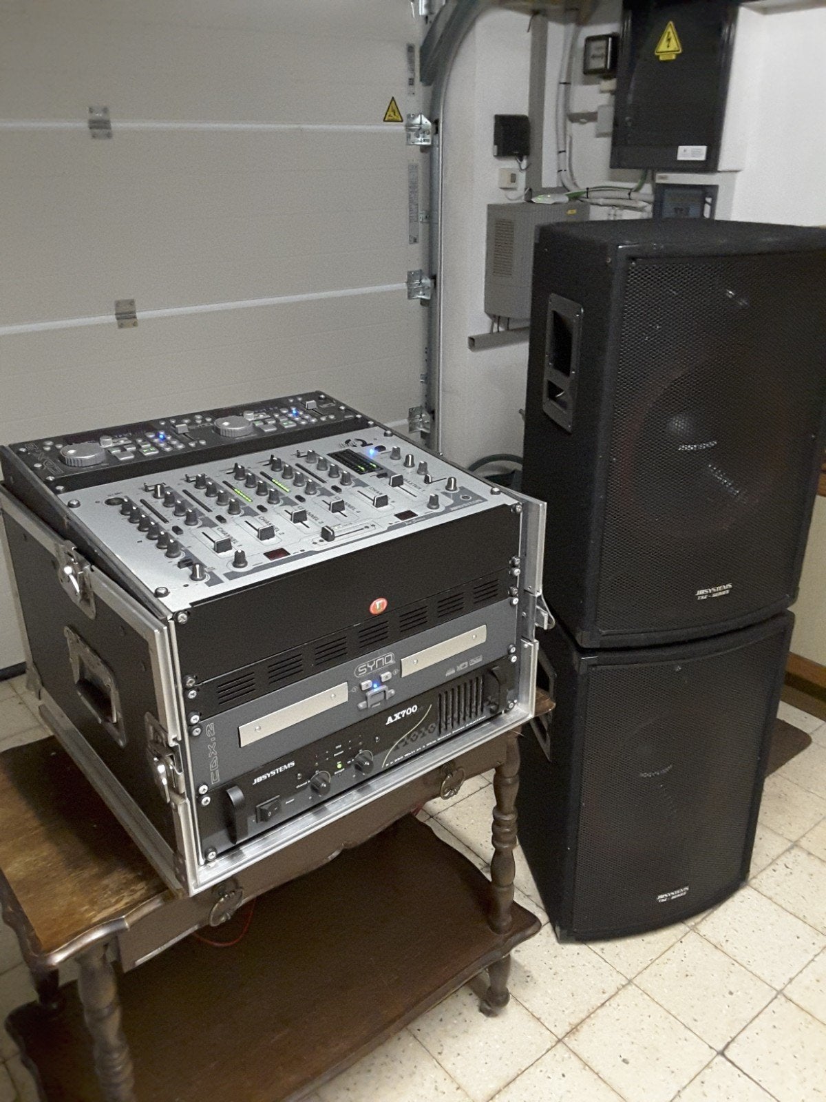 Complete dj-set met boxen / muziekinstallatie / discobar, Ophalen, Zo goed als nieuw, P.A.