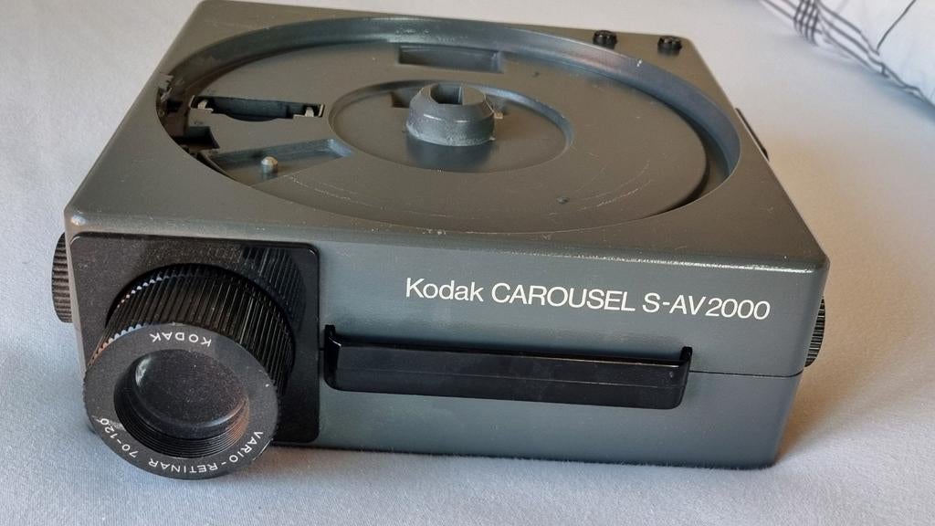 Projecteur Kodak diapositives SAV 2000