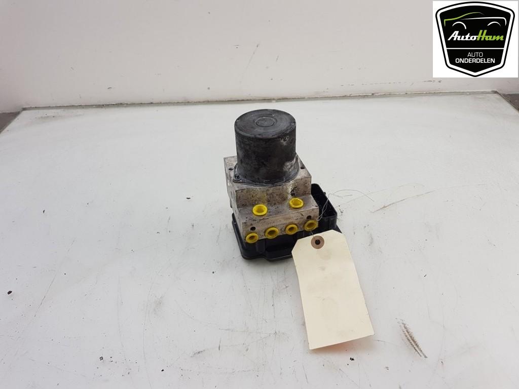 ABS POMP BMW X5 (F15) (01-2013/07-2018), Auto-onderdelen, Robert Bosch AG, Gebruikt, BMW, Robert-Bosch-Allee 1
74232  Abstatt, DE