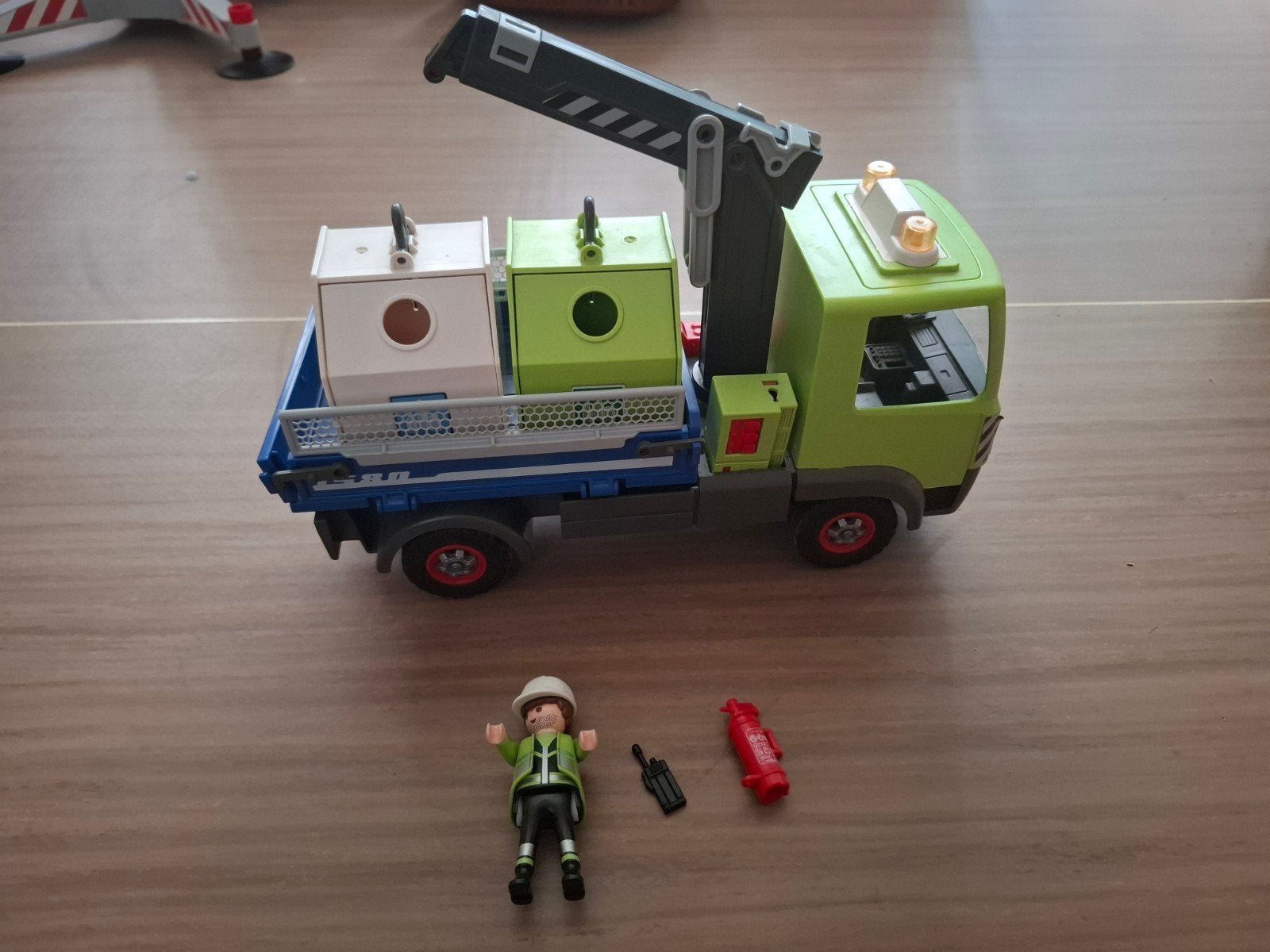 Playmobil set 6109 Vrachtwagen voor ophalen glascontainers, Ophalen