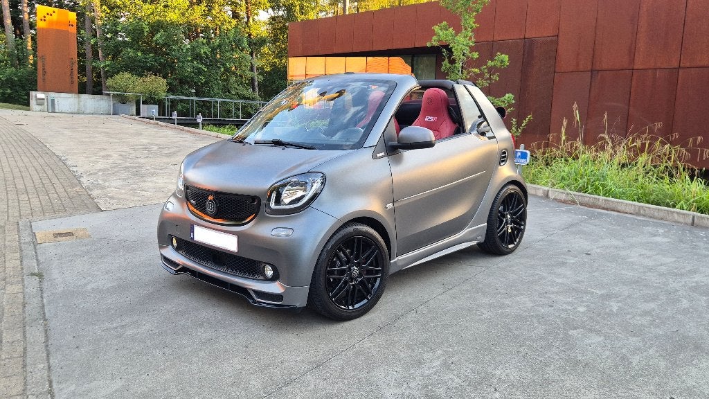 Smart brabus Fortwo 453 Pack 125R *CUIR*GPS*CAMERA*FEUX LED*, Autos, Argent ou Gris, Achat, 898 cm³, Euro 6