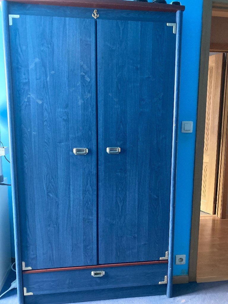 Kleerkast gratis, 100 à 150 cm, Utilisé, Avec tablette(s), 150 à 200 cm