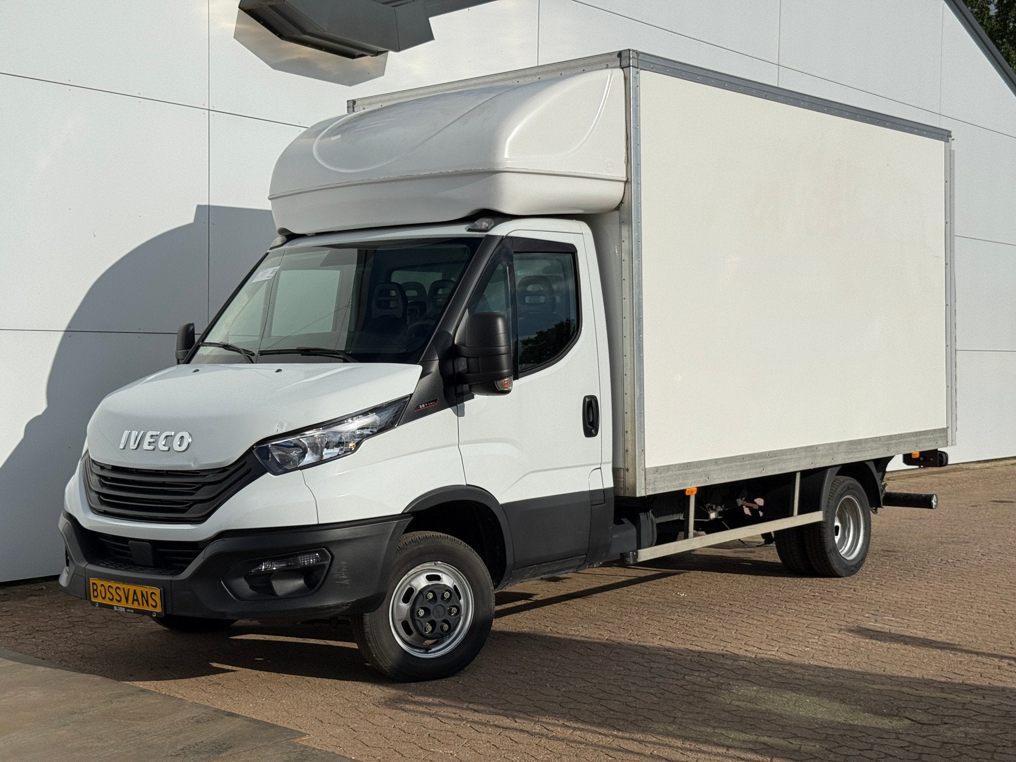 Iveco Daily 35C16 3.0 160PK Bakwagen Laadklep Zijdeur Camera, Auto's, Achterwielaandrijving, Euro 6, 4 cilinders, Iveco