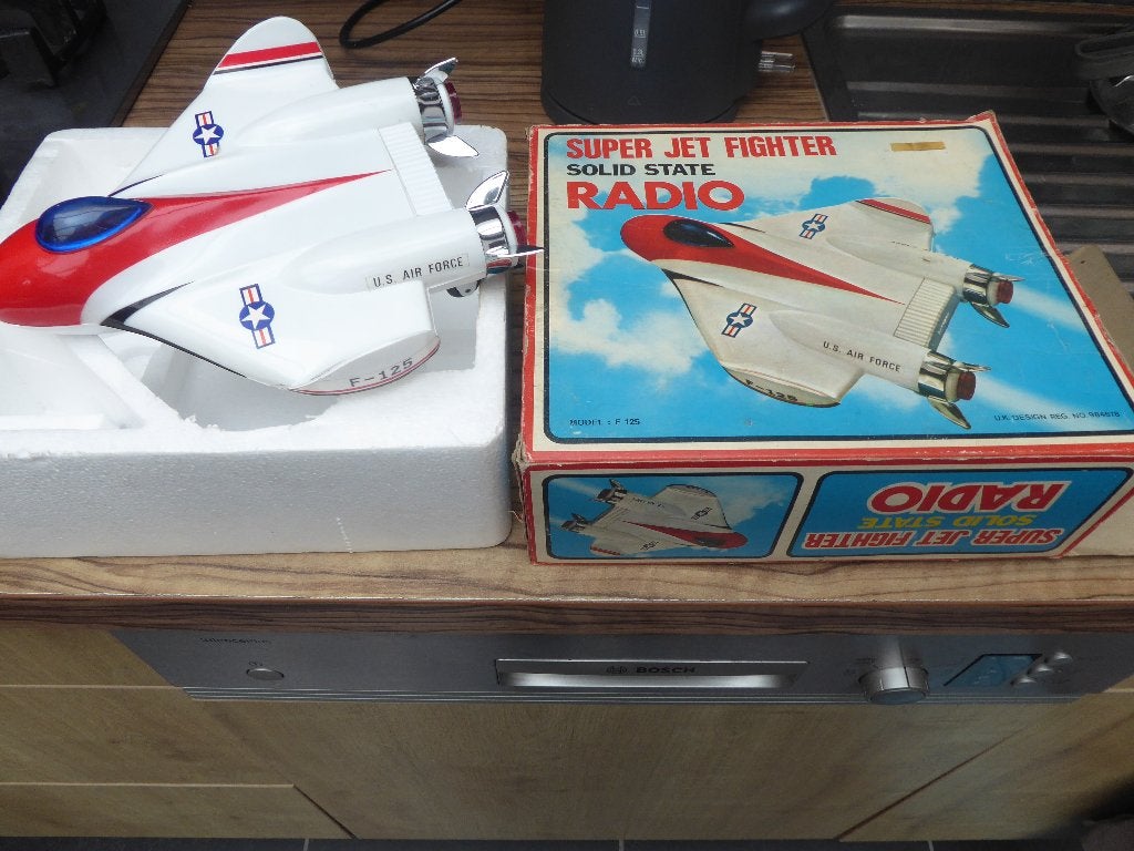 radio us air force F-125  solid state radio vintage, Collections, Enlèvement ou Envoi, Utilisé, Modèle réduit