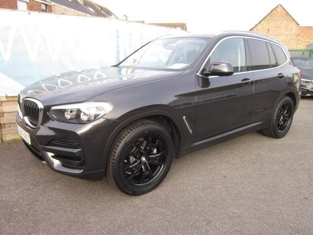 BMW X3 2.0iA xDrive PROF NAVI + LEDER + TREKHAAK + DAB, Autos, BMW, Entreprise, Achat, X3, 4x4, ABS, Airbags, Air conditionné