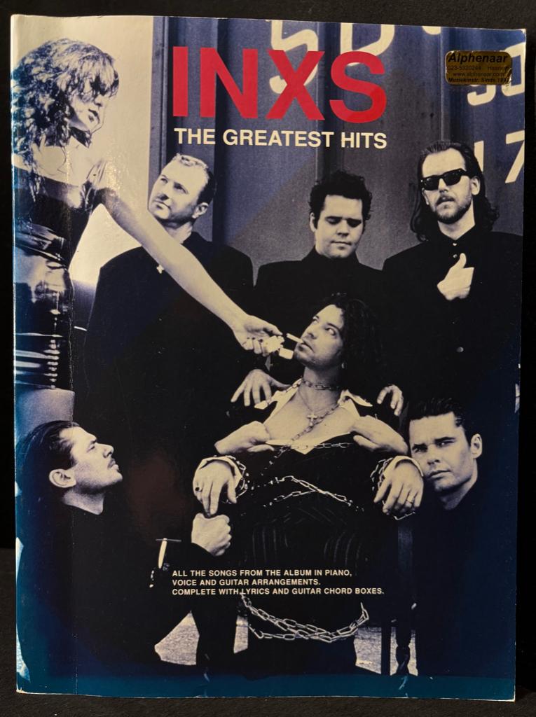 INX Greatest Hits 1994 en anglais, Livres, Musique, Enlèvement ou Envoi, Comme neuf, Michael Hutchence, Autres sujets/thèmes
