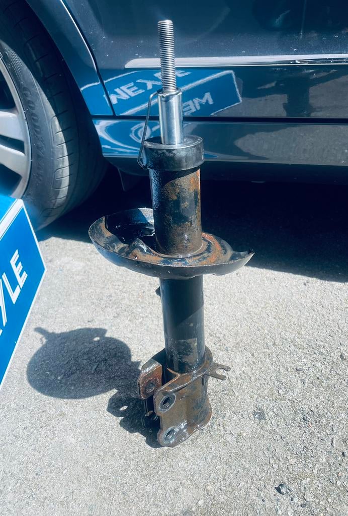 Amortisseur / Opel corsa 2002, Auto diversen, Velgenbomen, Ophalen, Zo goed als nieuw