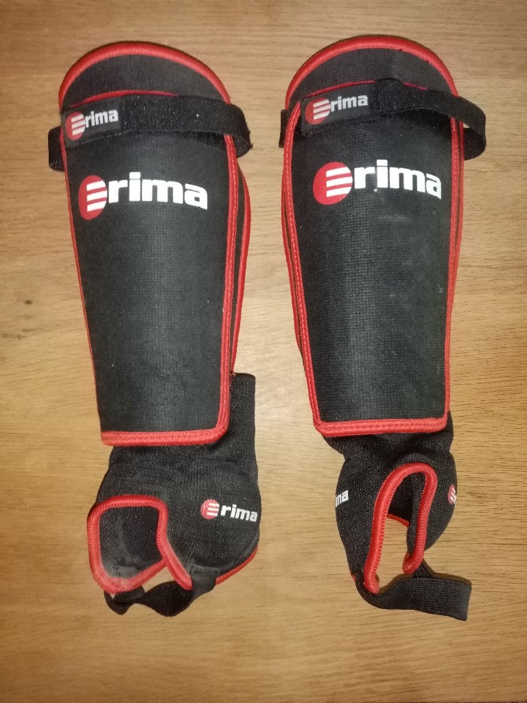 Protèges-tibia et cheville "ERIMA"., Enlèvement, Neuf