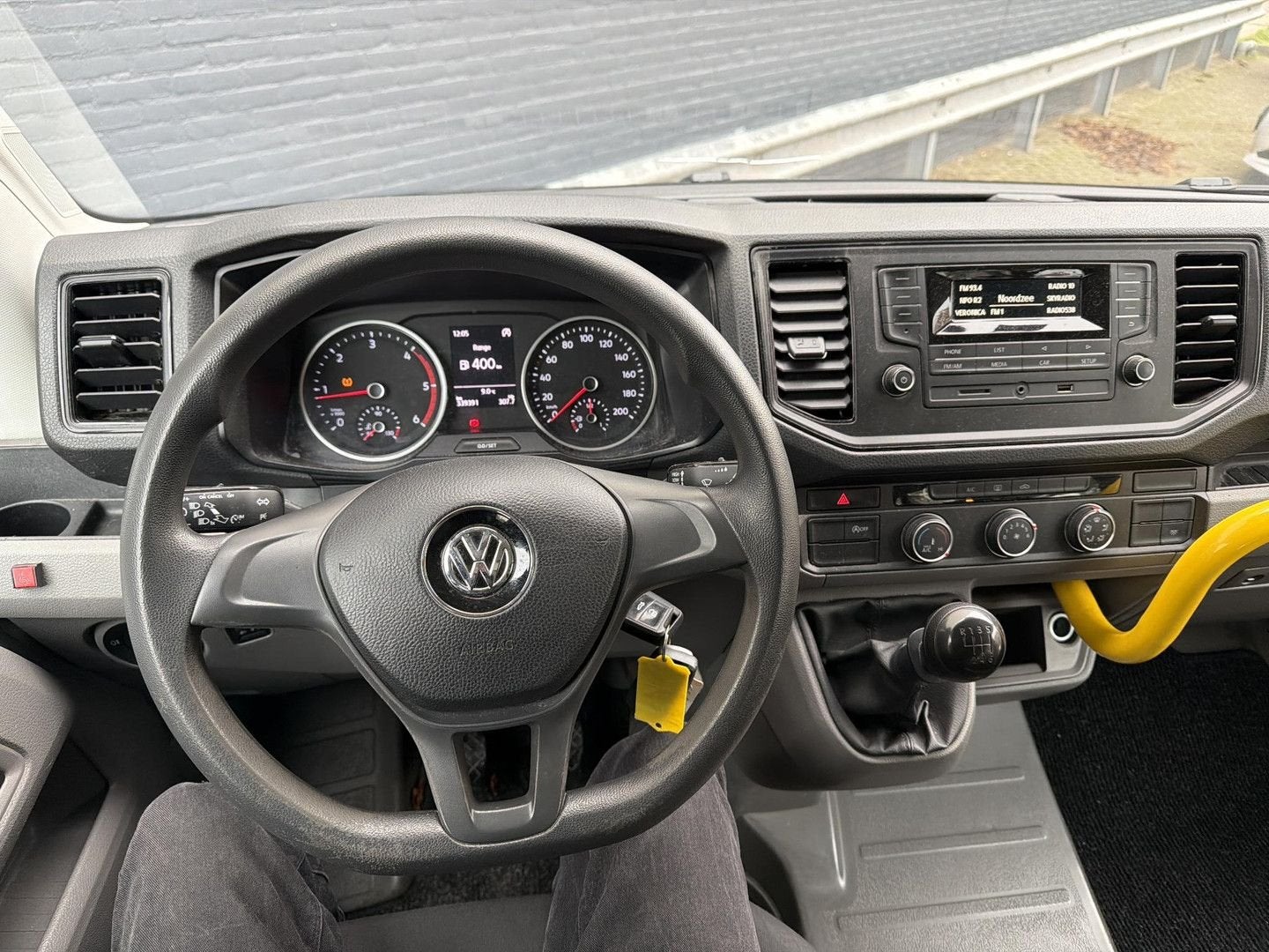 Volkswagen Crafter 35 2.0 TDI L4H3 Comfortline | € 8.950,- N, Auto's, 75 kW, Monovolume, Bedrijf, Te koop