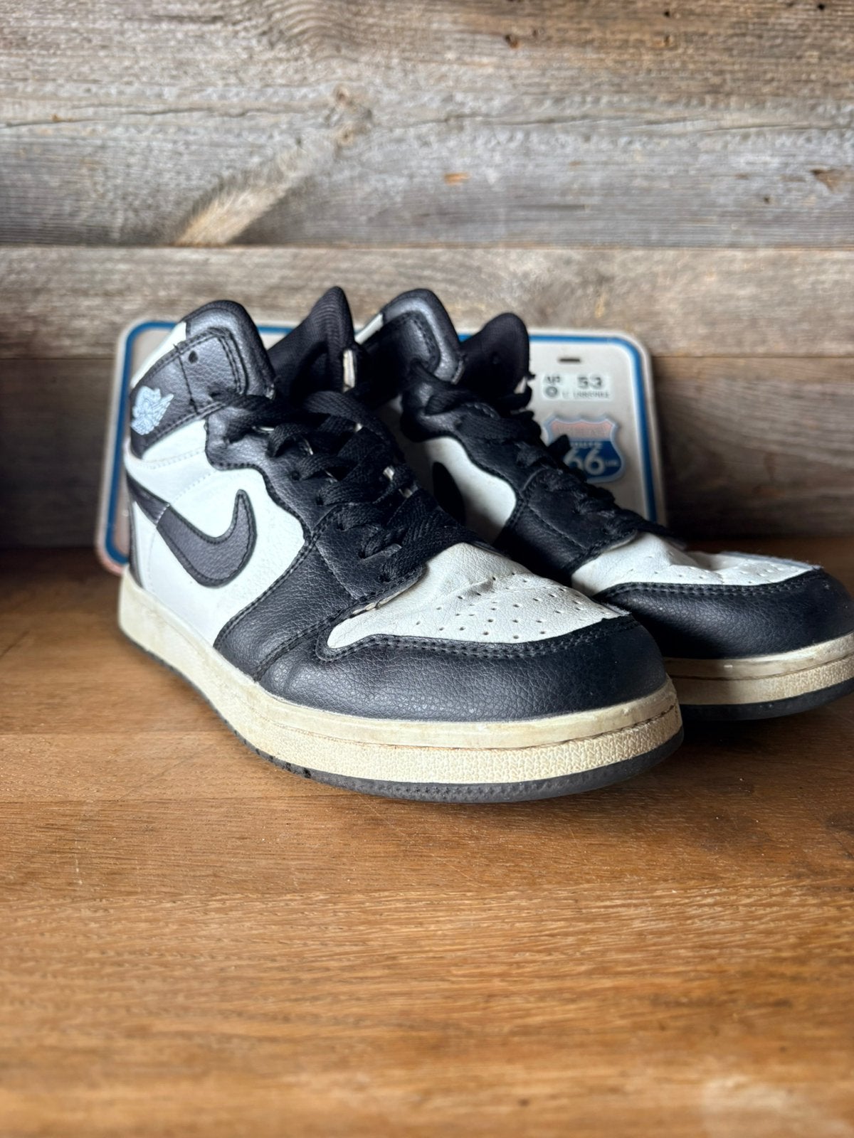 Nike Air Jordan 1 Mid Panda Black White Women's, Vêtements | Femmes, Chaussures, Enlèvement ou Envoi, Comme neuf