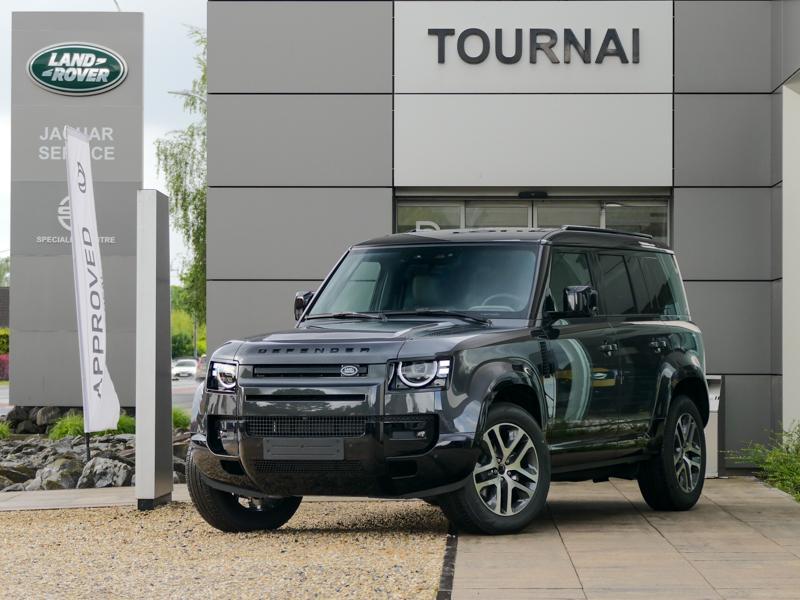 Land Rover Defender 110 D250 X-Dynamic SE AWD Auto. 26MY, USB, 5 deurs, SUV of Terreinwagen, Zilver of Grijs