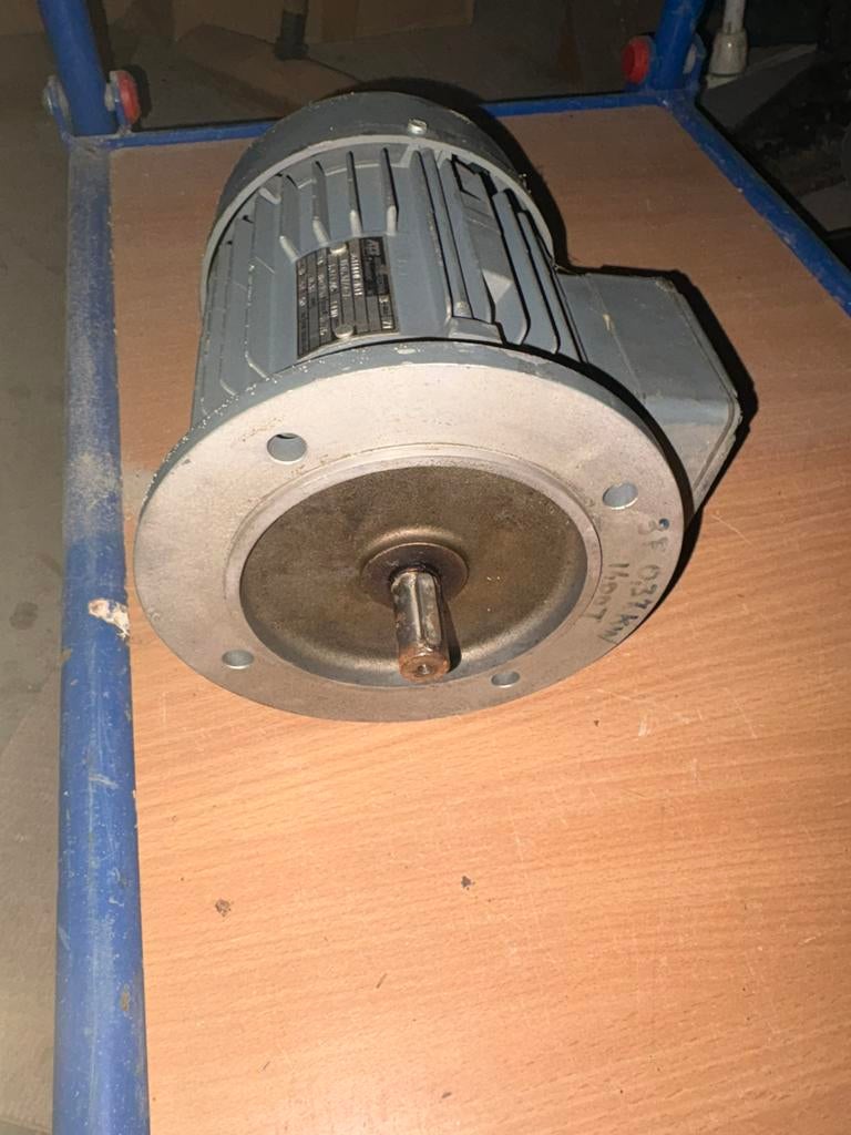 Flens motor, Ophalen, Zo goed als nieuw
