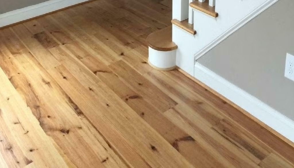 Plancher en pin de 20 cm de large. Une qualité !, Enlèvement