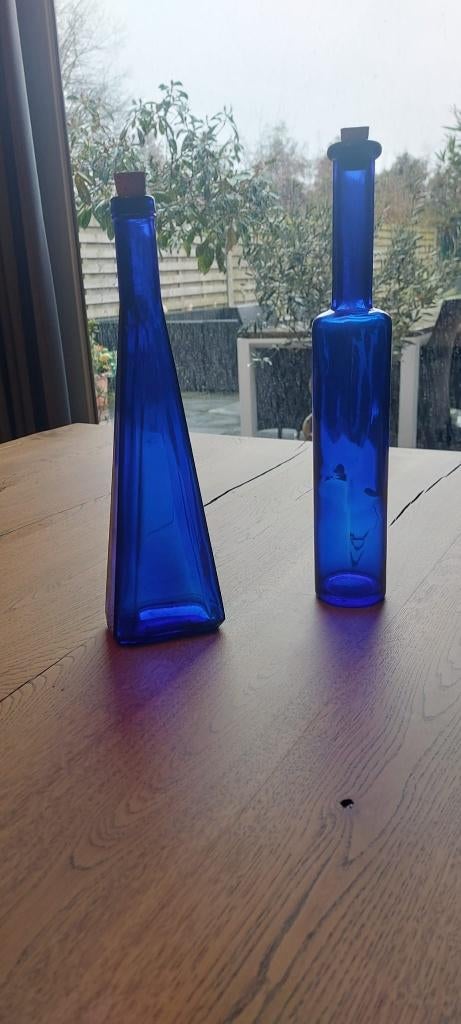 bouteilles d'eau design, Enlèvement, Comme neuf