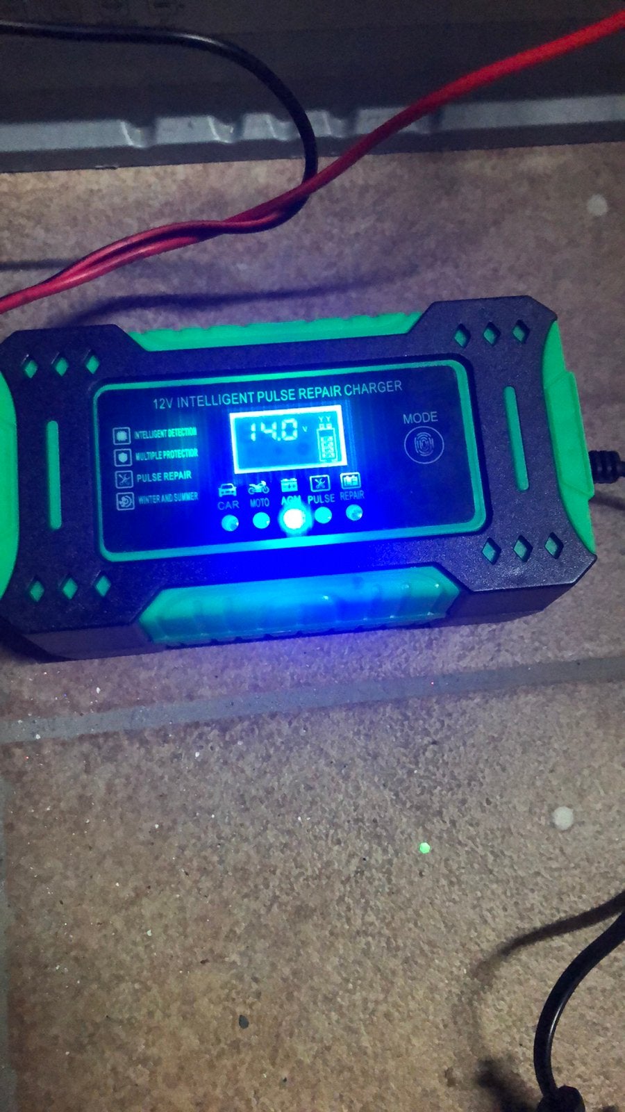 Intelligent Pulse Repair Charger 12v en 6A, Ophalen, Gebruikt