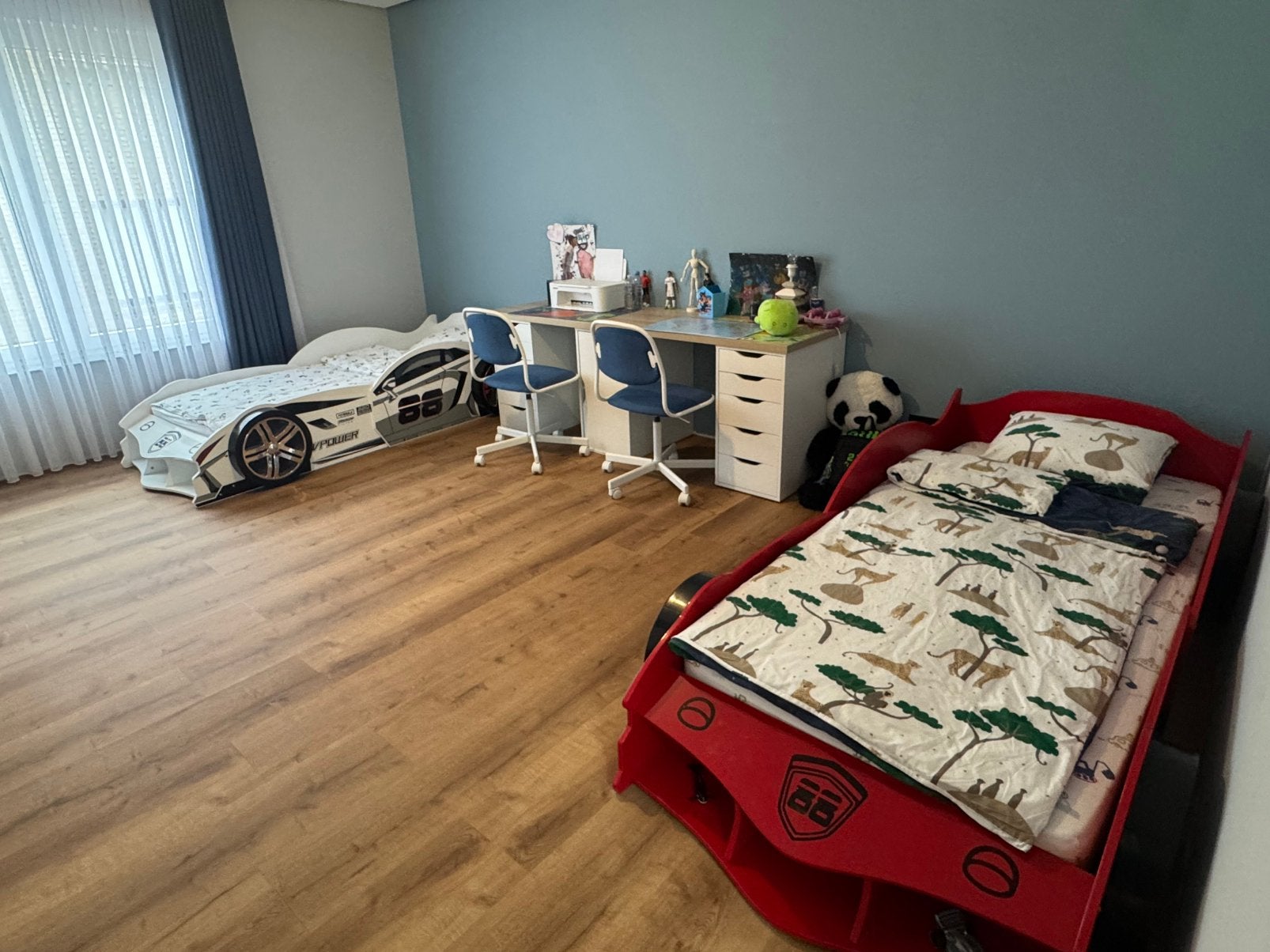 ️ Auto-bedden voor jongens – per stuk of samen te koop ️, Huis en Inrichting, Ophalen, Zo goed als nieuw