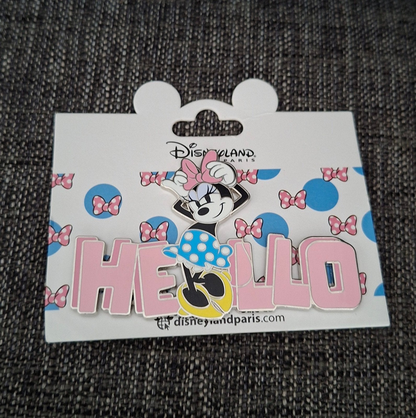 Minnie Mouse pin - Disneyland Parijs (nieuw), Collections, Enlèvement ou Envoi, Neuf, Insigne ou Pin's