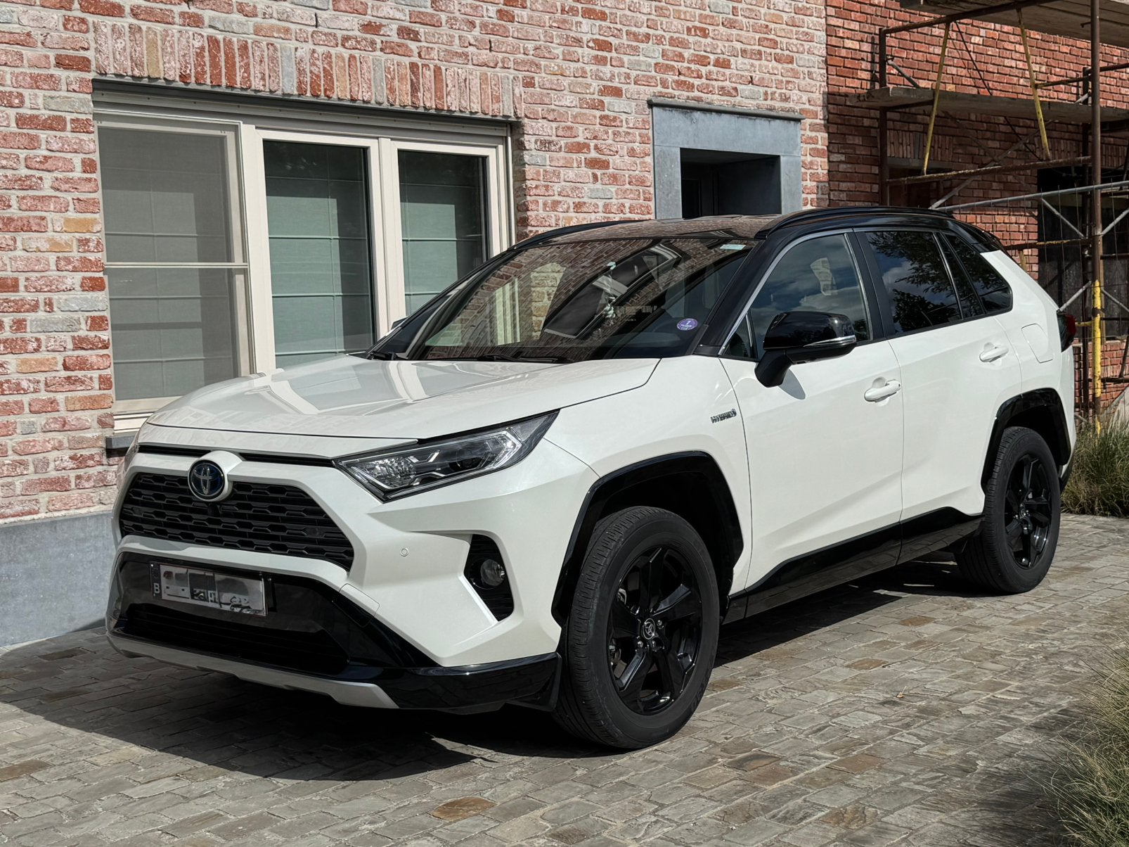Toyota Rav 4 Hybride 2,5 Style Plus, Autos, Achat, Euro 6, Entretenue par le concessionnaire, Noir