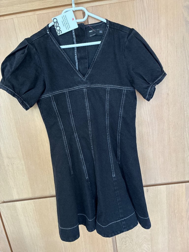 Jeanskleedje jongere dames, Neuf, Taille 38/40 (M), Enlèvement, Longueur genou