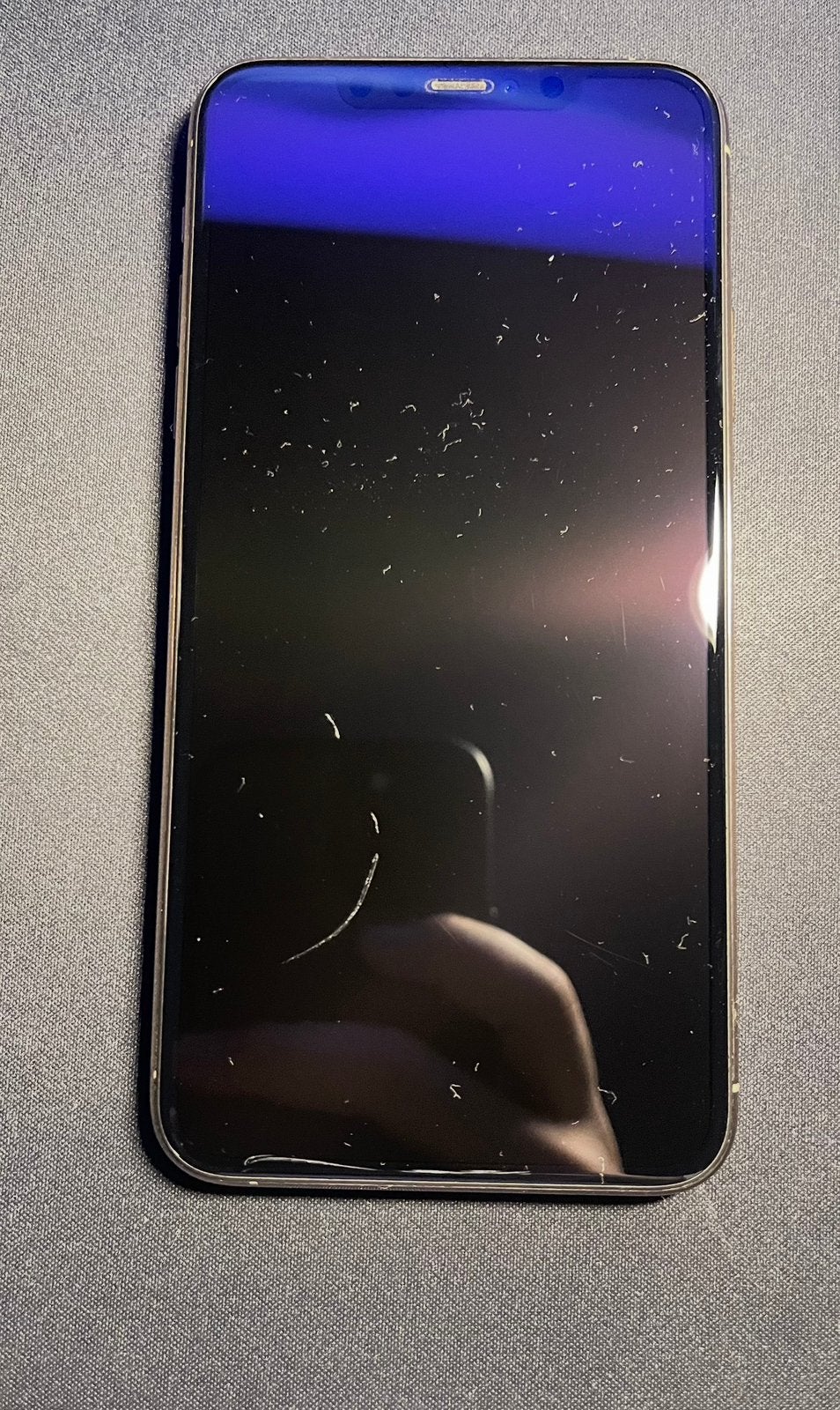 Iphone 11 pro max 64 gb gold nickel  prix negociable, Télécoms, Téléphonie mobile | Apple iPhone, Comme neuf, 64 GB, Sans abonnement