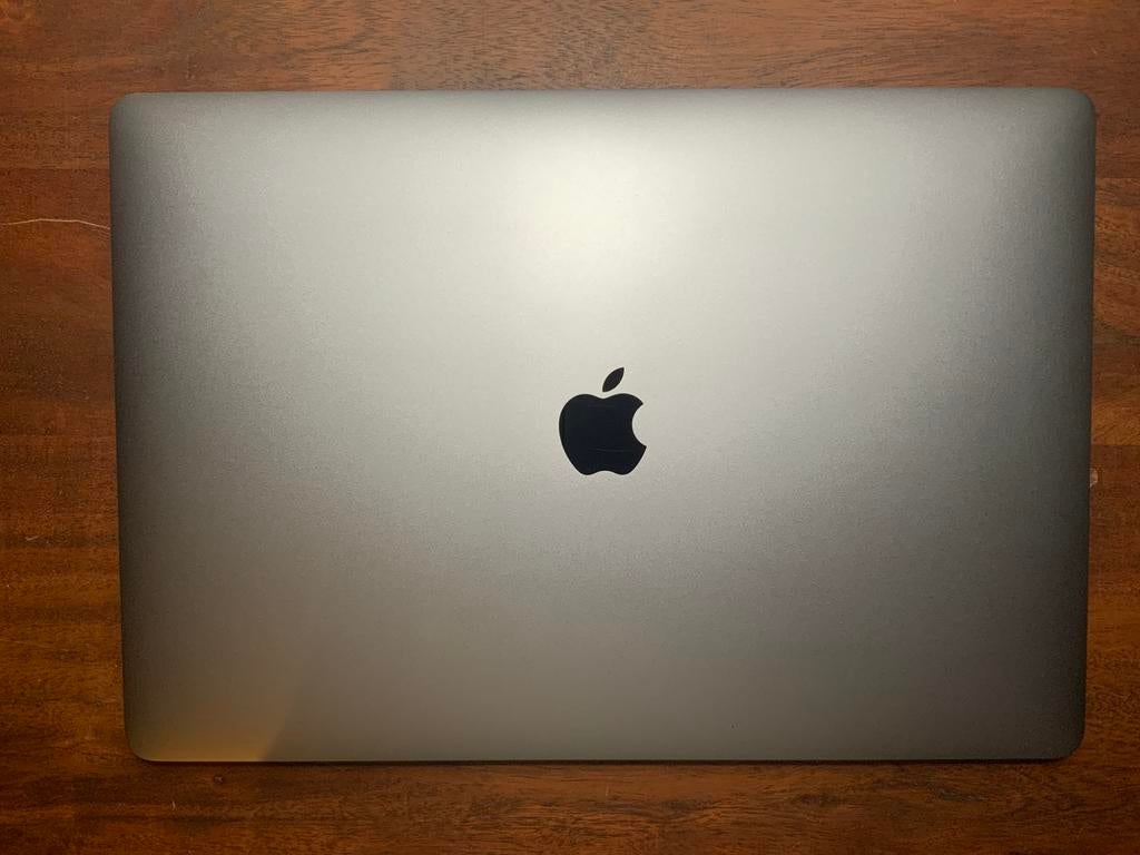 Apple Macbook Pro Touch bar - 15inch, 256 GB, 2 tot 3 Ghz, Zo goed als nieuw, 16 GB