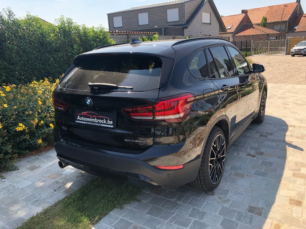 Bmw X1 hybride 25e leder 19" M-grill garantie, Dealer onderhouden, 42 g/km, Zwart, Leder