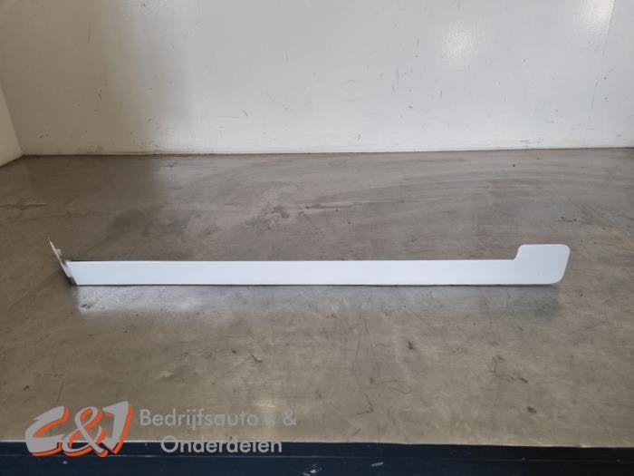 Schuifdeur Rail rechts van een Opel Combo, Gebruikt, -, -, Opel
