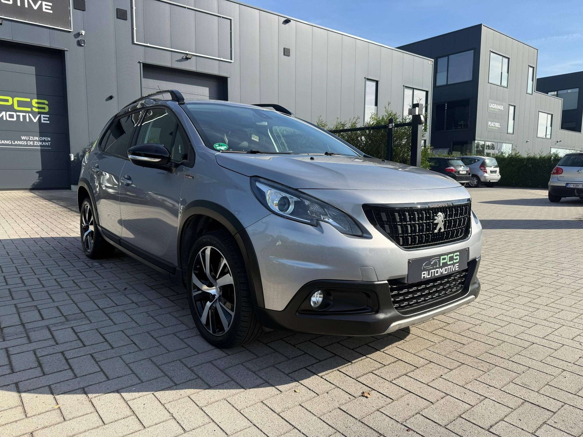 Peugeot 2008 GT-Line / 1.6 Diesel / euro 6b / Trekhaak / Car, Autos, Argent ou Gris, Achat, Euro 6, Entreprise