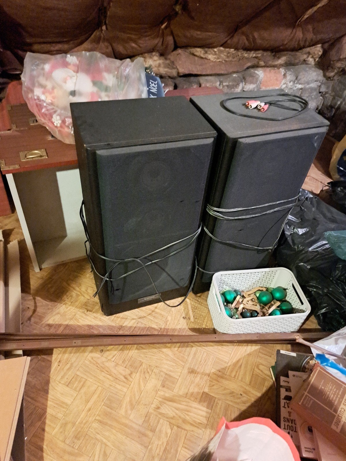 2 baffles de 100 watts pionner, Enlèvement