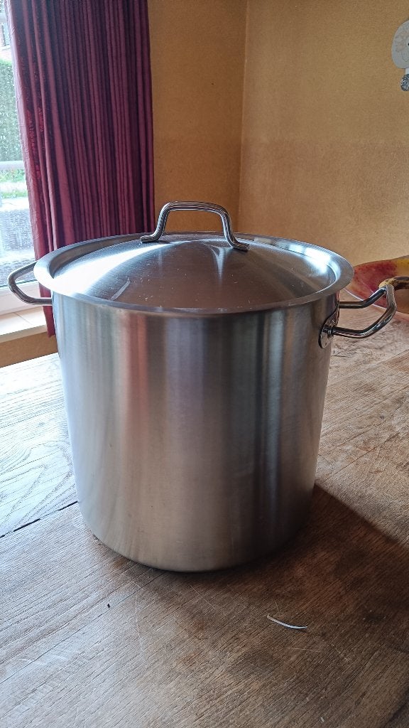 Grote kookpot met deksel, Ophalen, Zo goed als nieuw, Inox