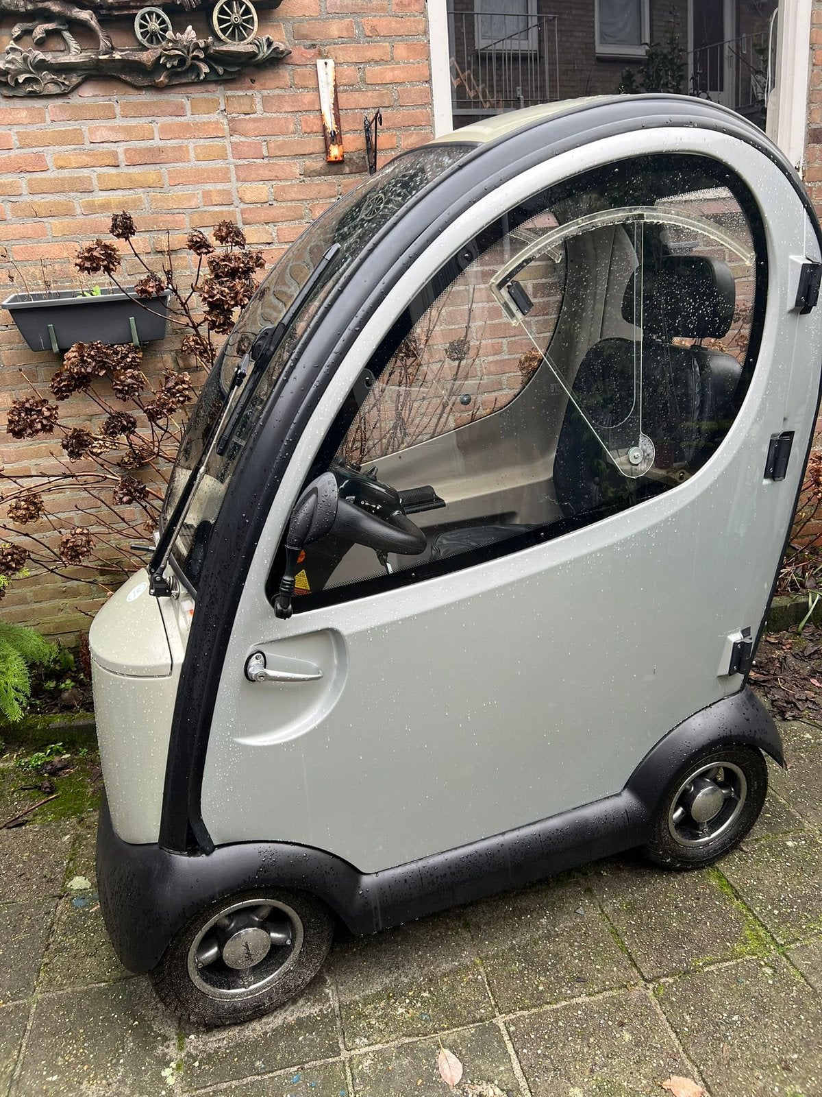 Gesloten scootmobiel, Ophalen, Zo goed als nieuw, 16 t/m 25 km, 16 km/u of meer