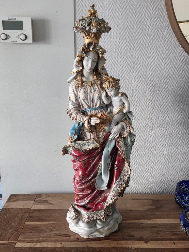 Madonna met kind, Antiek en Kunst, Kunst | Beelden en Houtsnijwerken, Ophalen, Geglazuurd, 50 - 100 cm, Steen of Keramiek