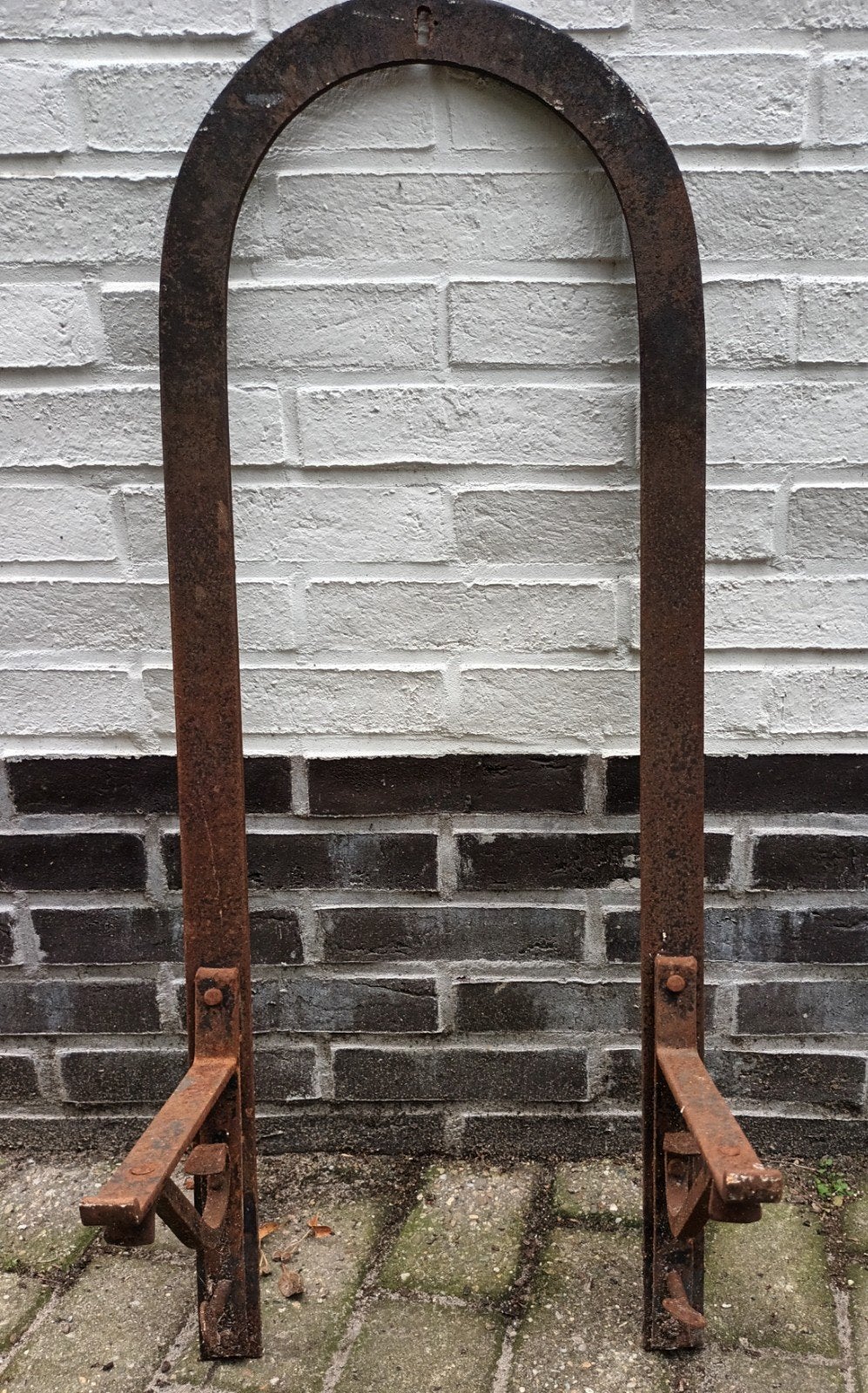 ijzeren stoel voor antieke klok, h 85 cm, d 23 cm, Antiek en Kunst, Ophalen