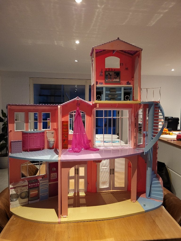 Barbie, Enfants & Bébés, Jouets | Maisons de poupées, Enlèvement, Utilisé, Maison de poupées